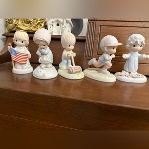Precious Moments Figurine